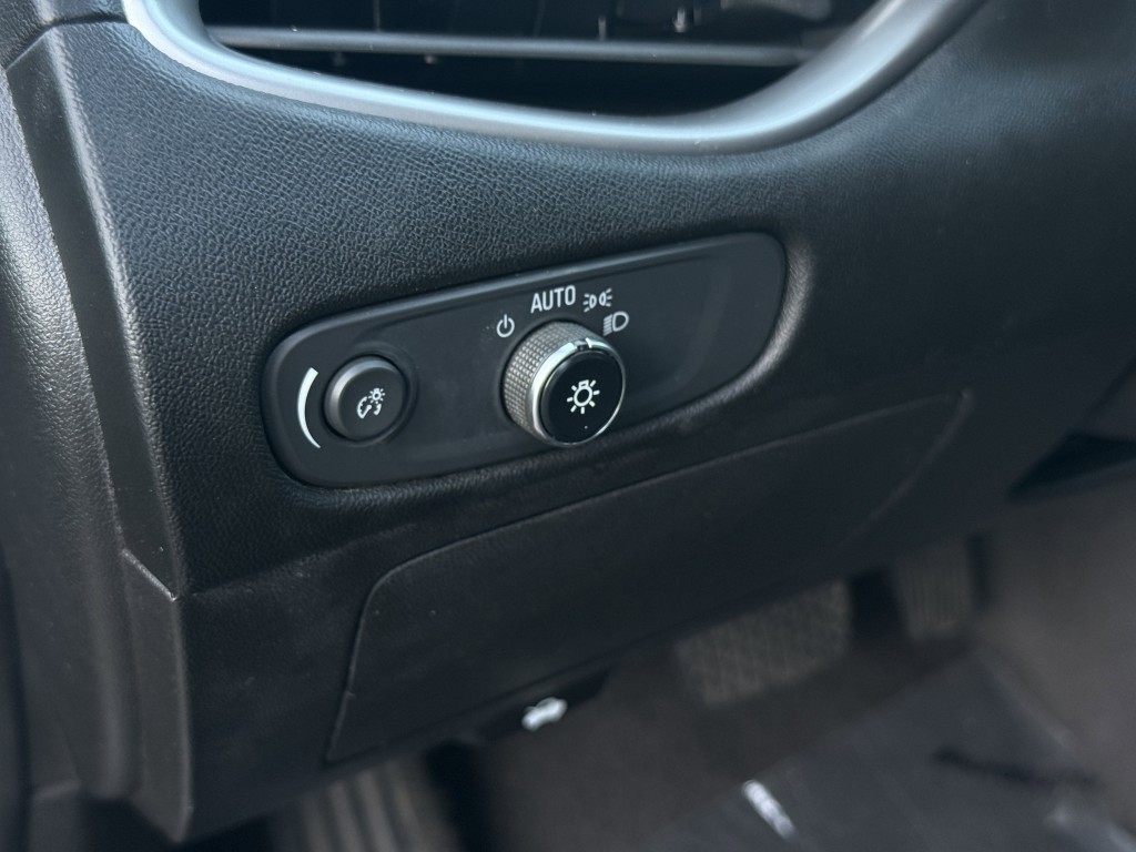 2022 Chevrolet Malibu Image 24