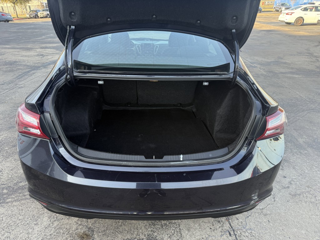 2022 Chevrolet Malibu Image 32