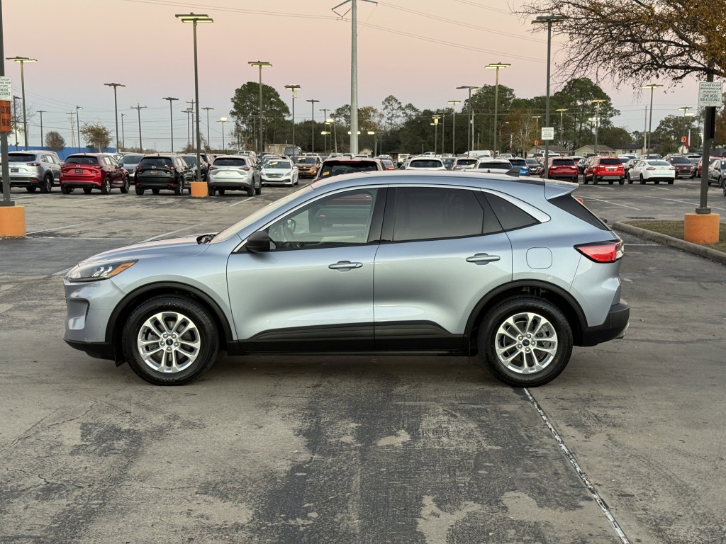 2022 Ford Escape Image 11