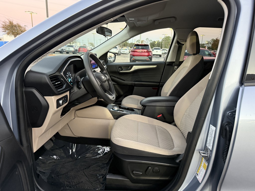 2022 Ford Escape Image 27