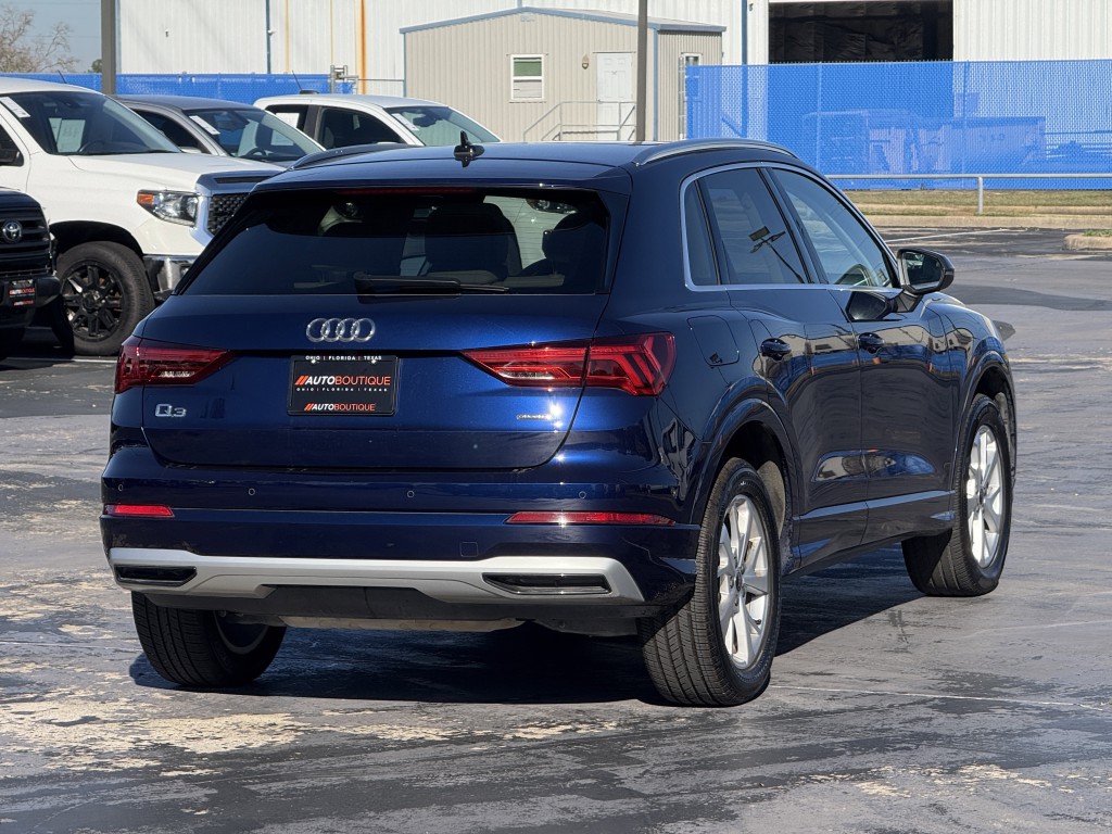 2024 Audi Q3 Image 9