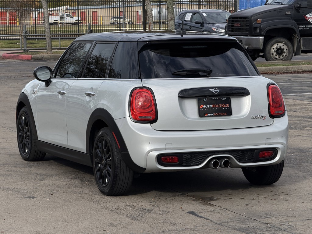2019 MINI Cooper Image 9