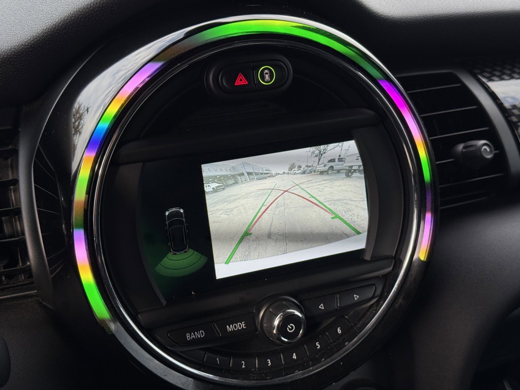 2019 MINI Cooper Image 22