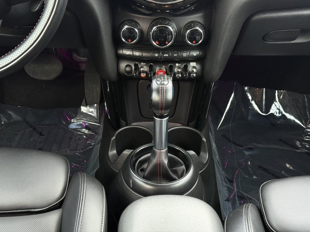 2019 MINI Cooper Image 23