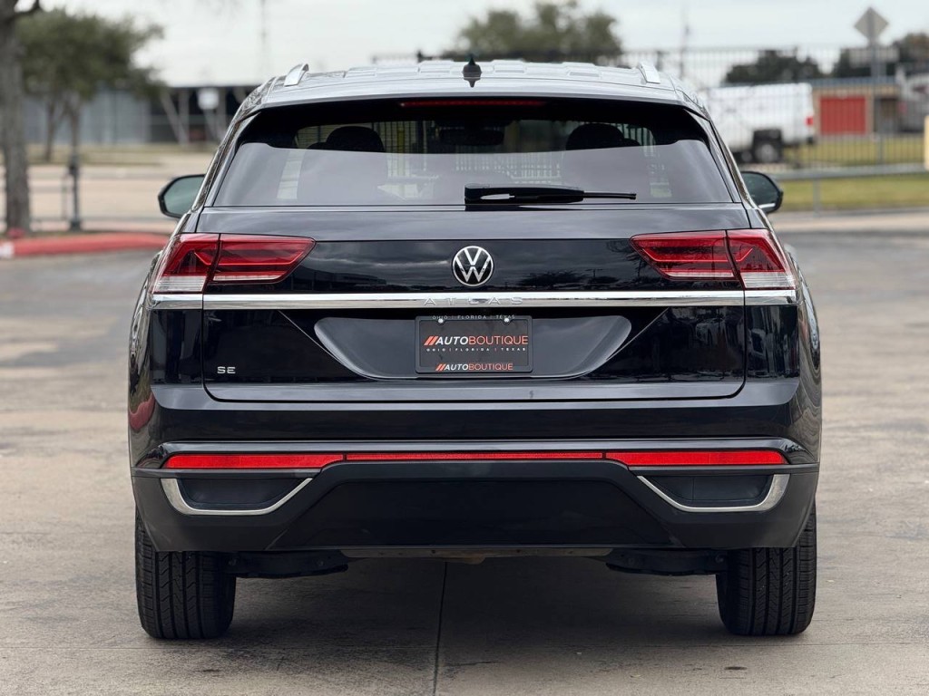 2023 Volkswagen Atlas Cross Sport Image 8