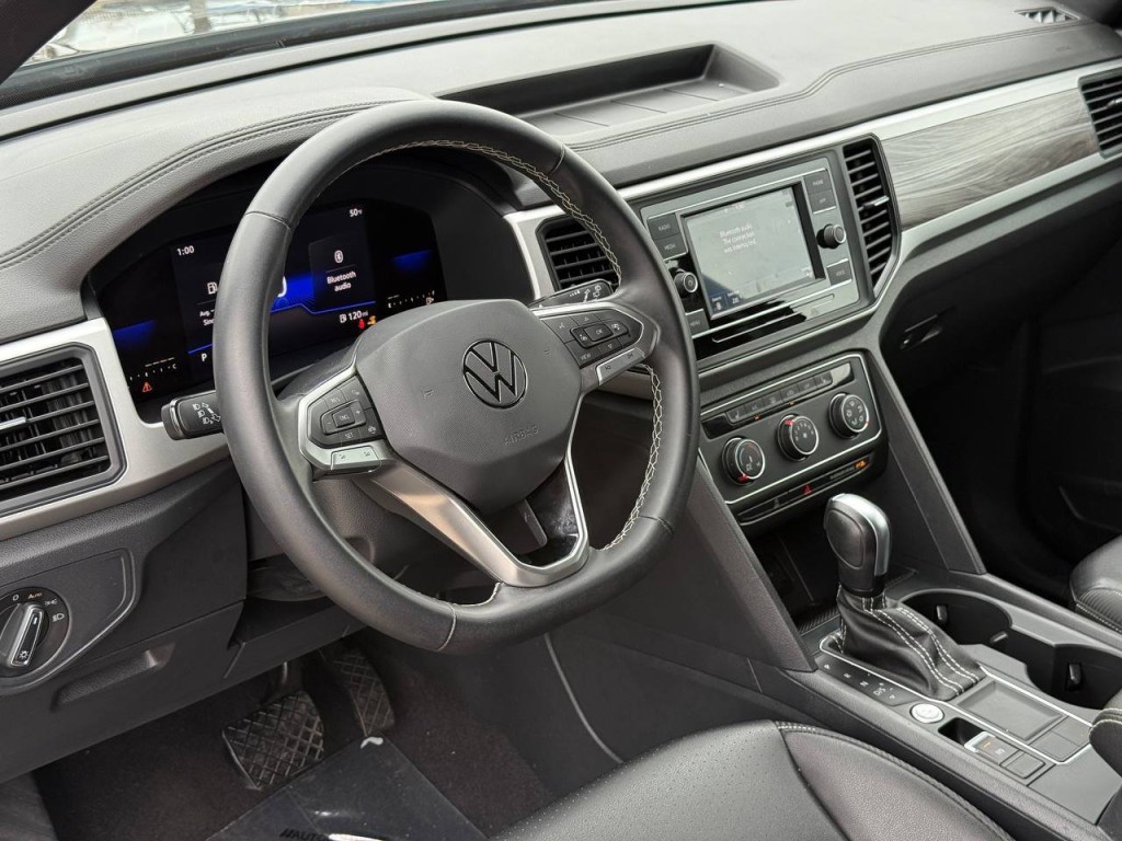 2023 Volkswagen Atlas Cross Sport Image 14