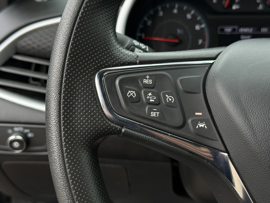 2023 Chevrolet Malibu Image 17