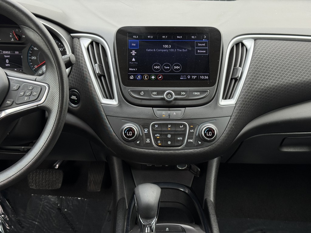 2023 Chevrolet Malibu Image 21