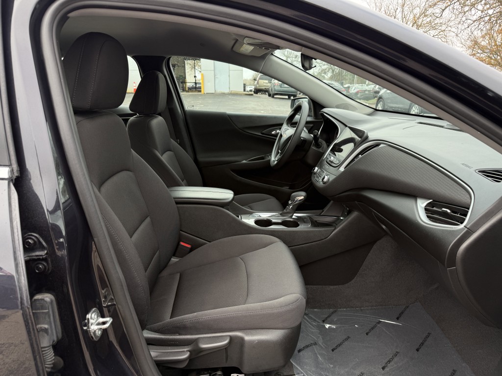 2023 Chevrolet Malibu Image 29