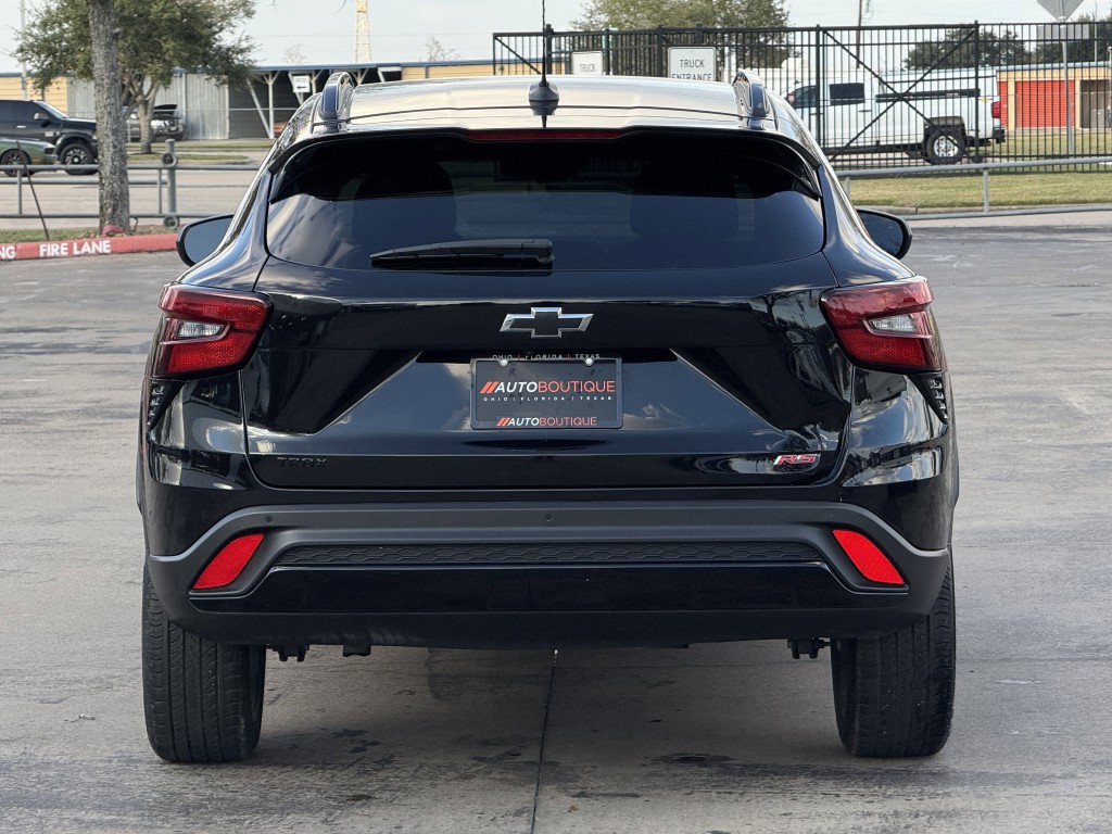 2025 Chevrolet Trax Image 8