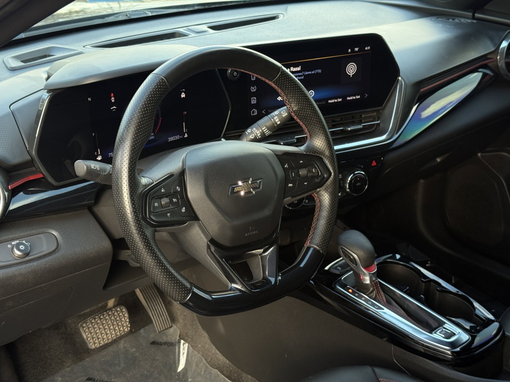 2025 Chevrolet Trax Image 15