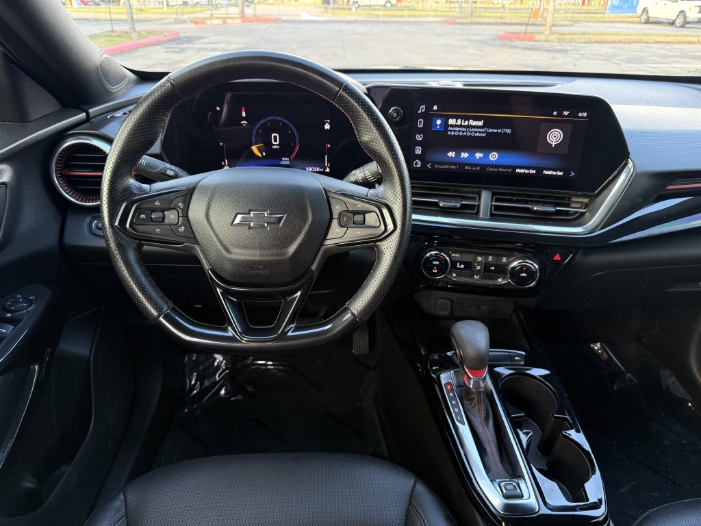 2025 Chevrolet Trax Image 17