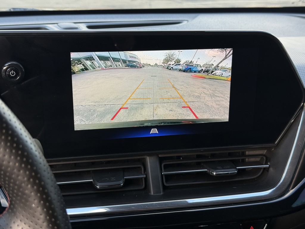 2025 Chevrolet Trax Image 24