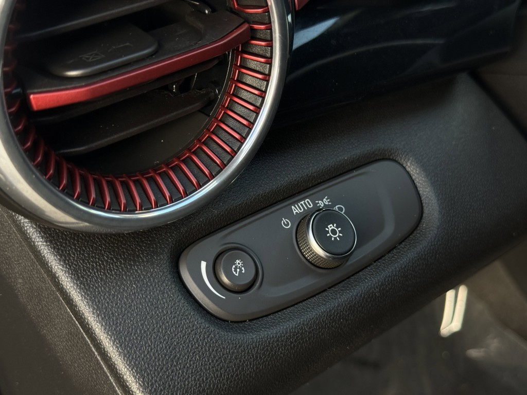 2025 Chevrolet Trax Image 27