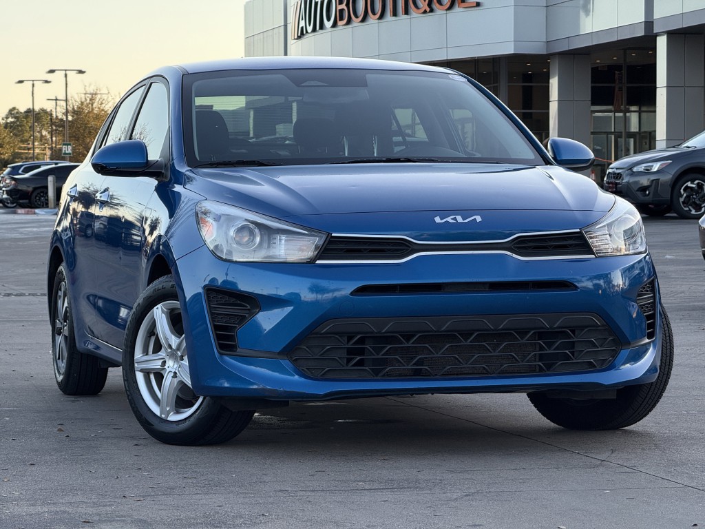 2022 Kia Rio Image 3