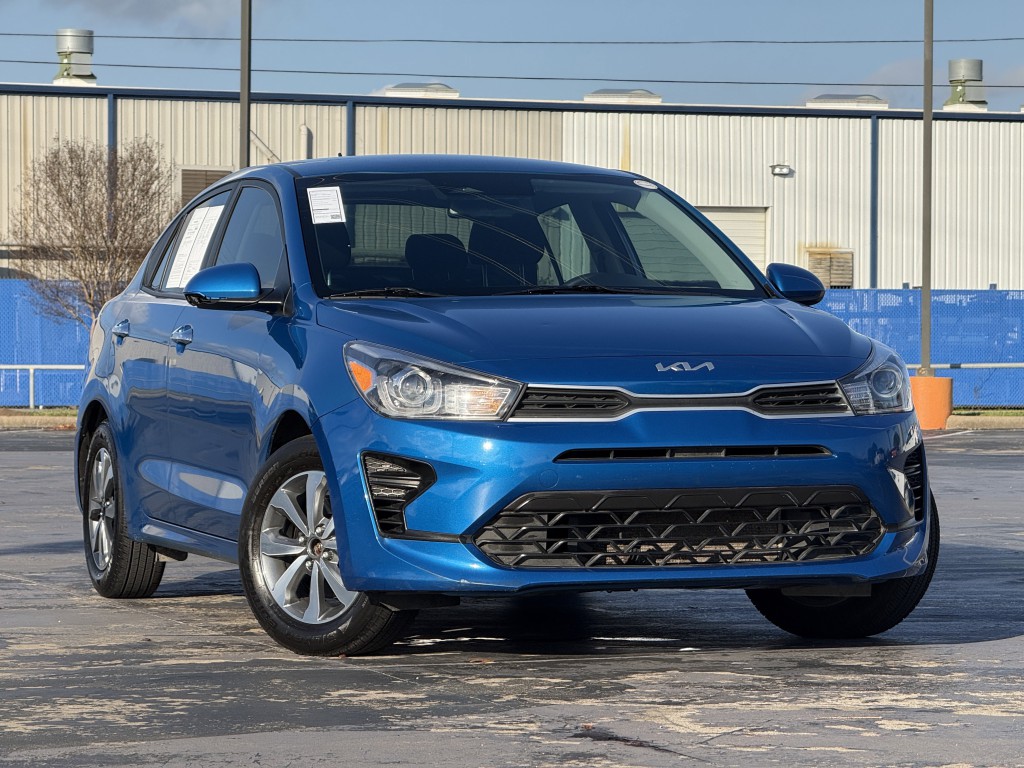 2022 Kia Rio Image 3