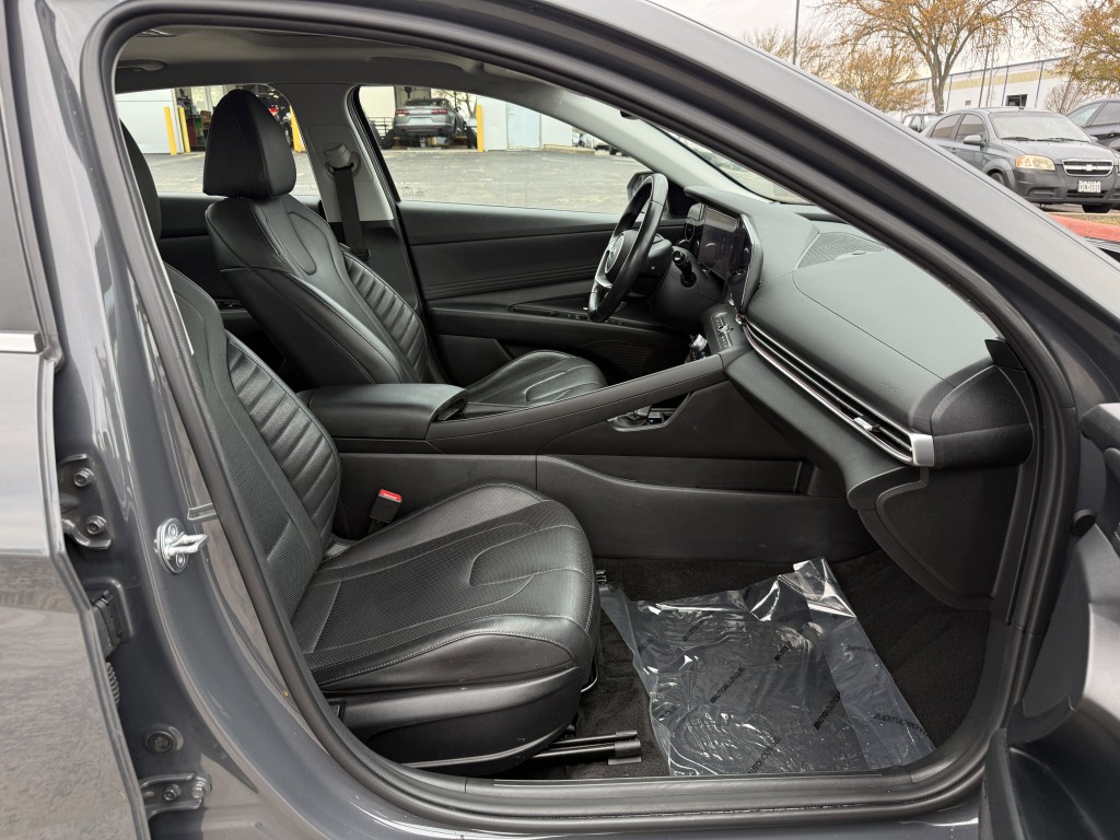 2023 Hyundai Elantra Image 29