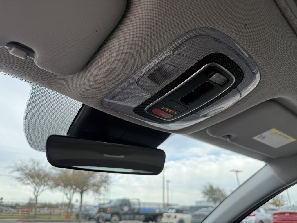 2023 Hyundai Elantra Image 31