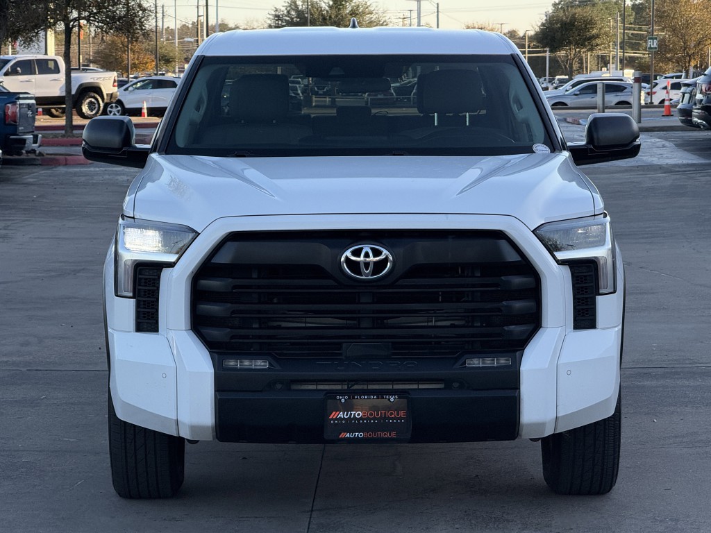 2022 Toyota Tundra Image 8