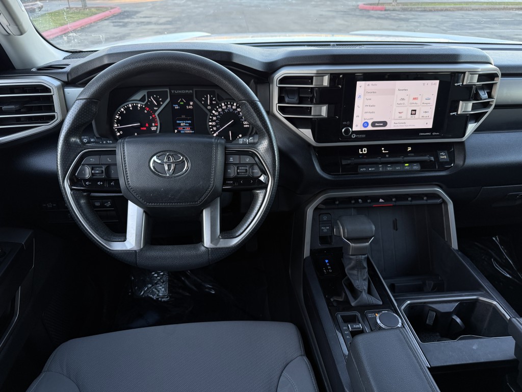 2022 Toyota Tundra Image 17