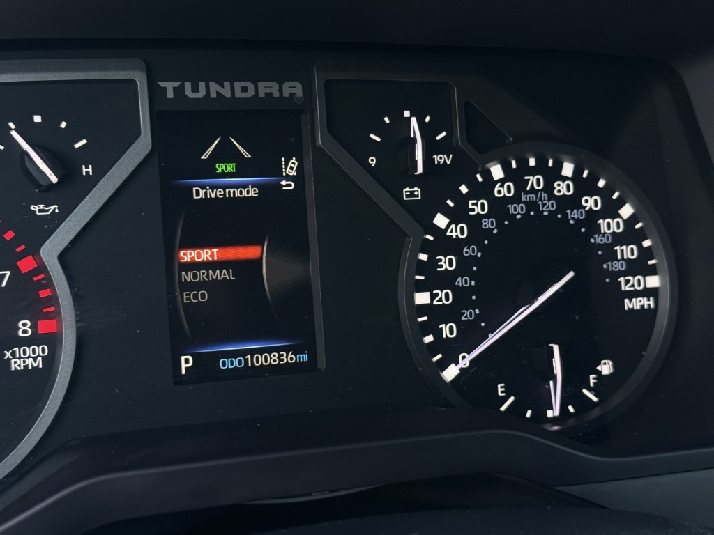 2022 Toyota Tundra Image 25