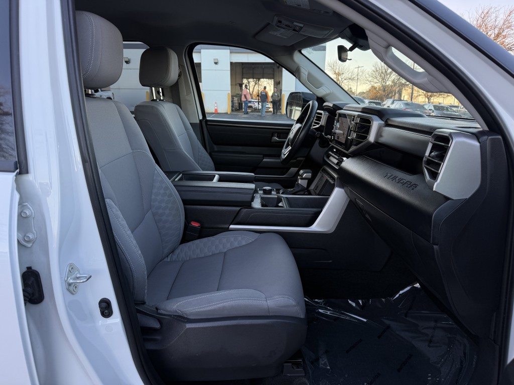 2022 Toyota Tundra Image 31
