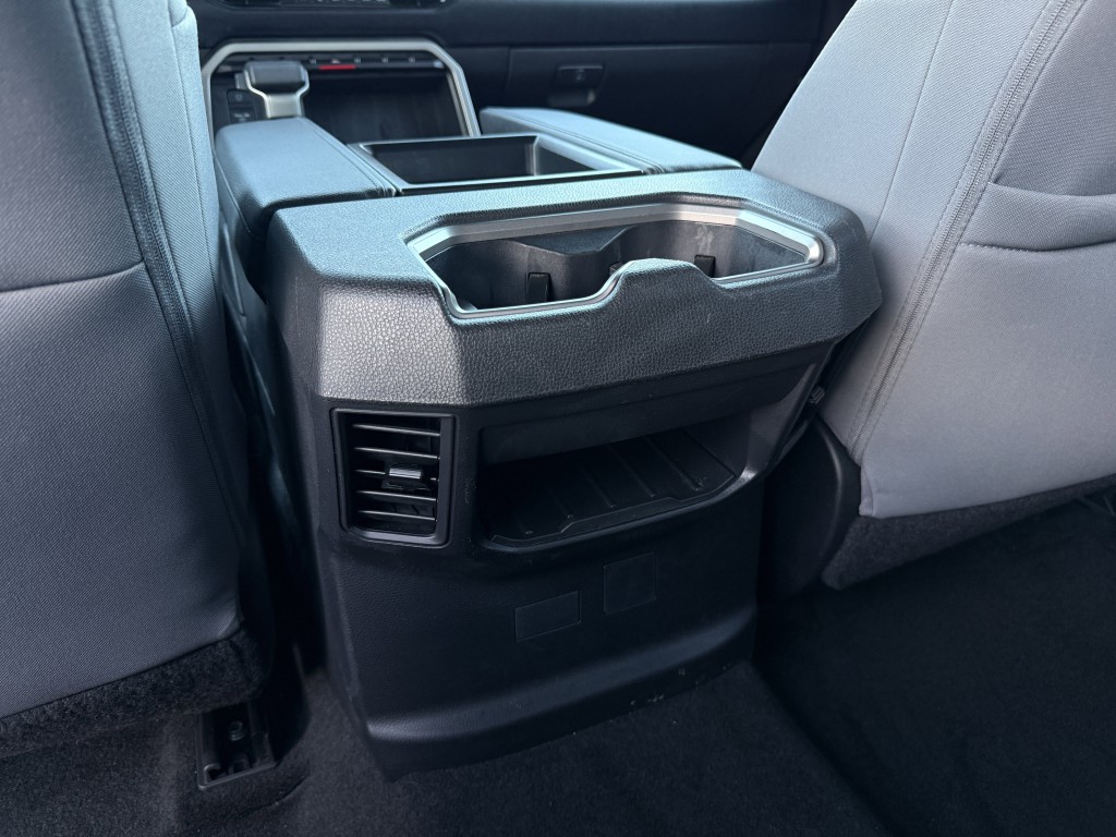 2022 Toyota Tundra Image 35