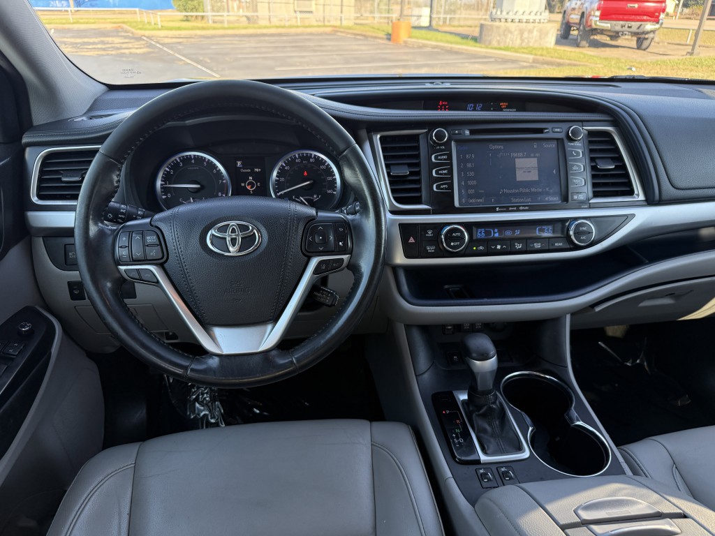 2019 Toyota Highlander Image 15