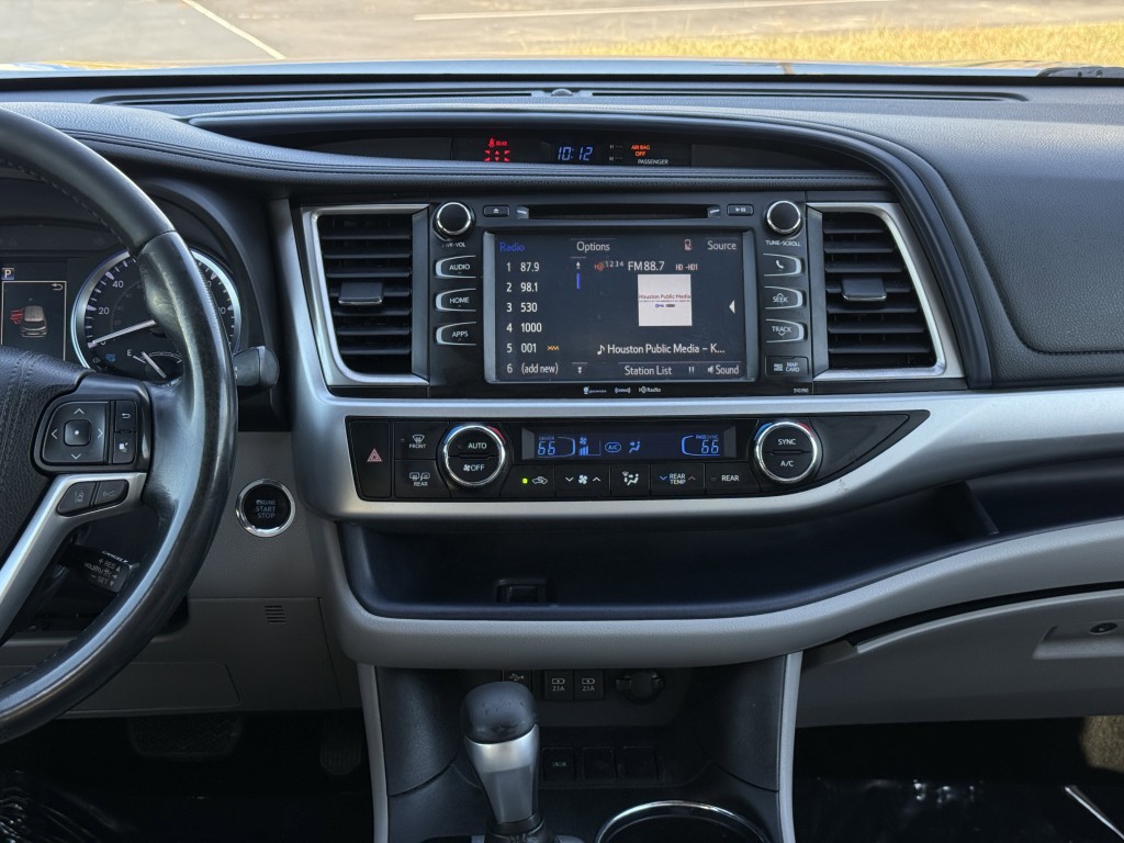 2019 Toyota Highlander Image 20