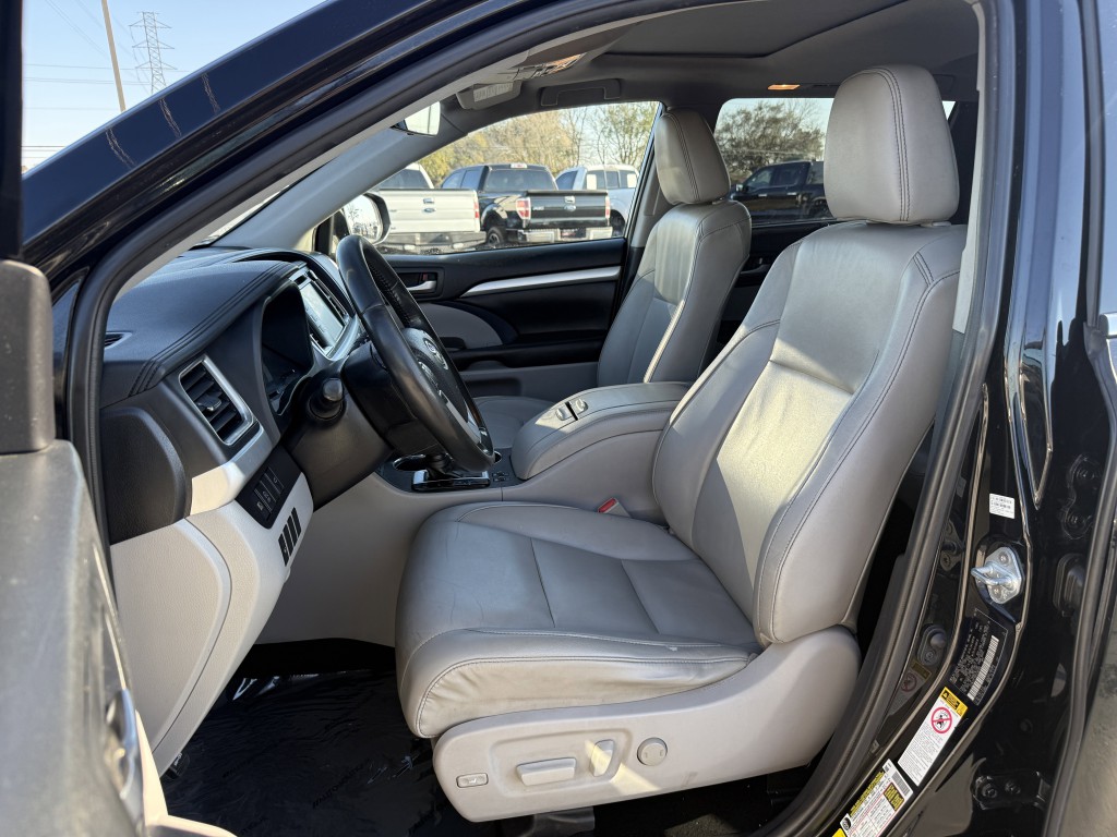 2019 Toyota Highlander Image 26