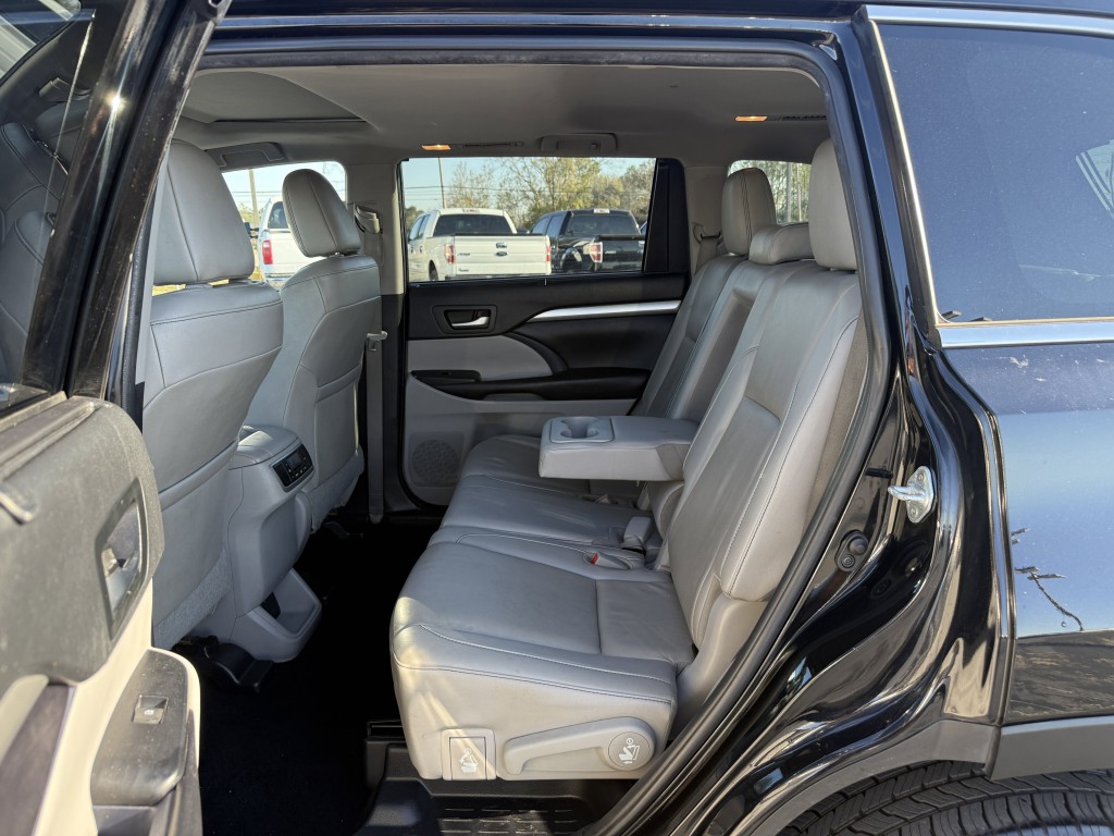 2019 Toyota Highlander Image 31
