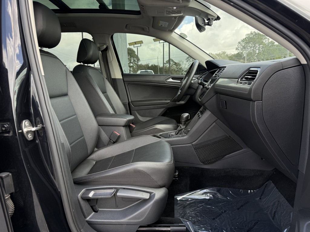 2021 Volkswagen Tiguan Image 28