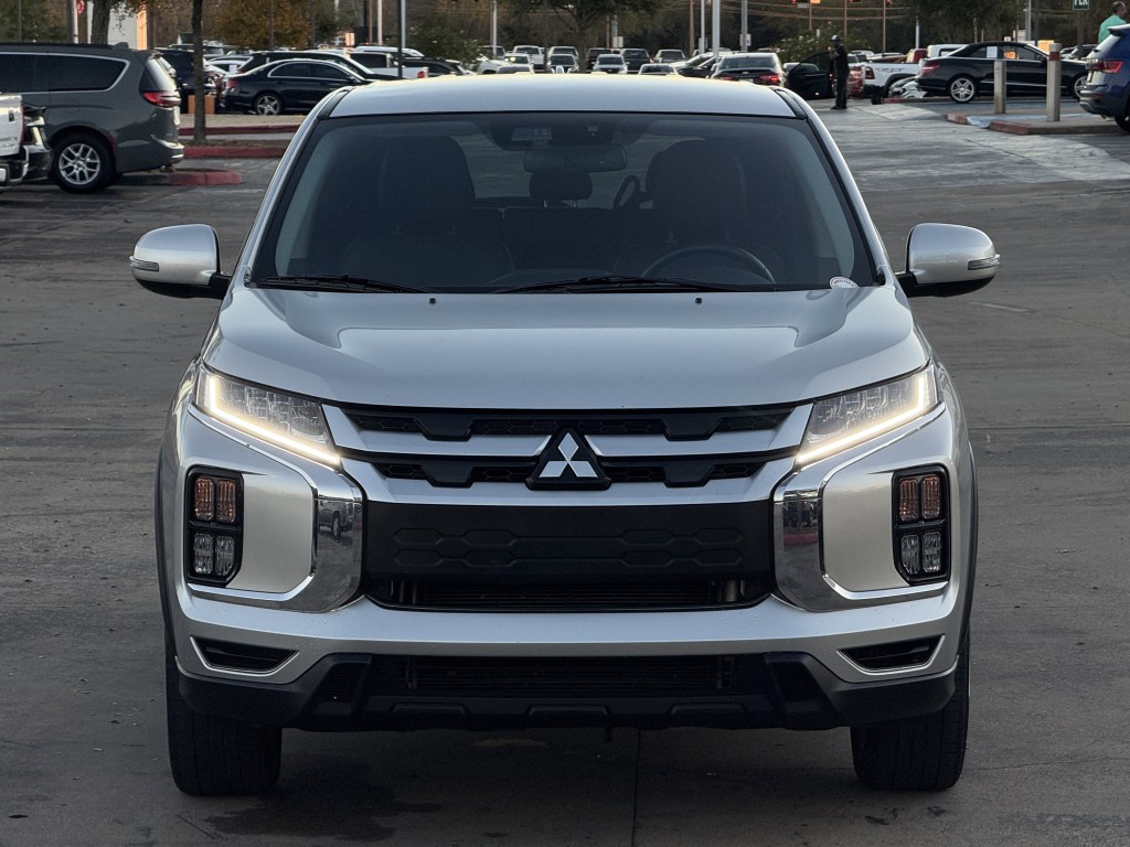 2024 Mitsubishi Outlander Image 7