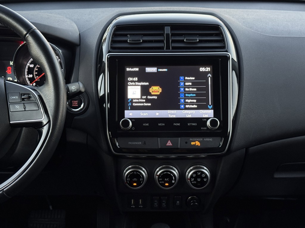 2024 Mitsubishi Outlander Image 21