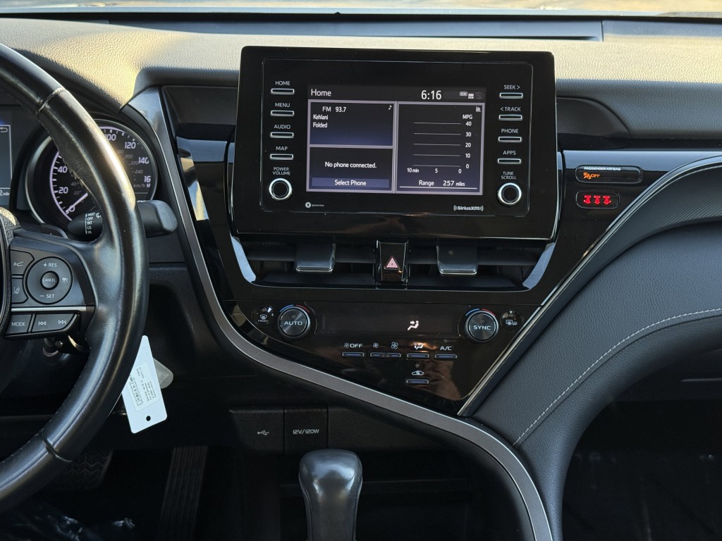 2024 Toyota Camry Image 19