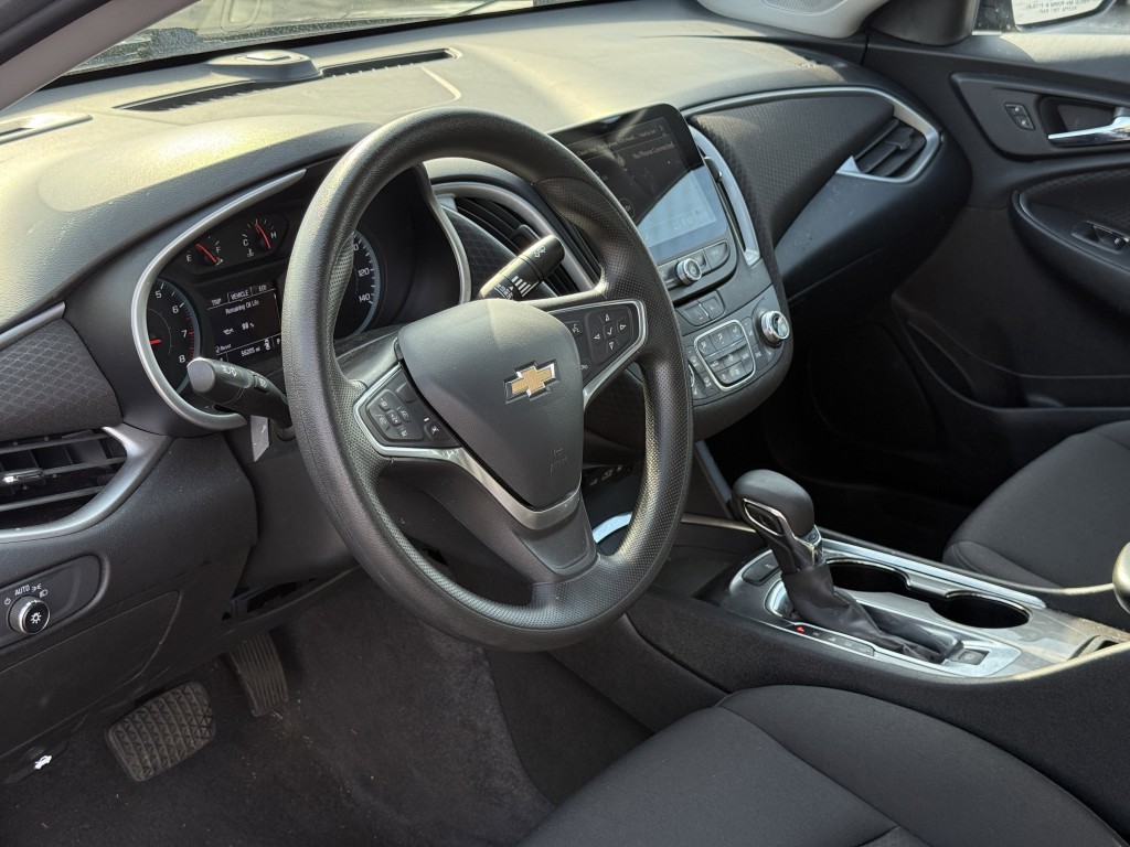 2023 Chevrolet Malibu Image 12