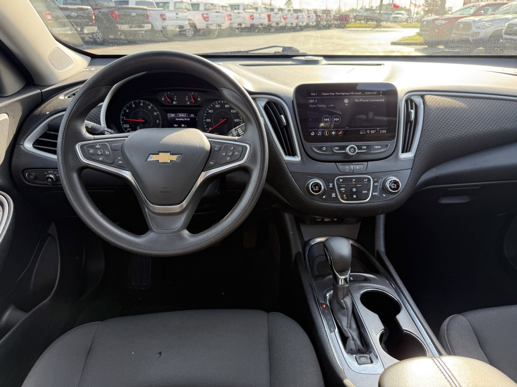 2023 Chevrolet Malibu Image 14