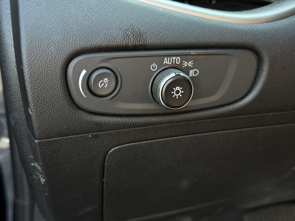 2023 Chevrolet Malibu Image 24