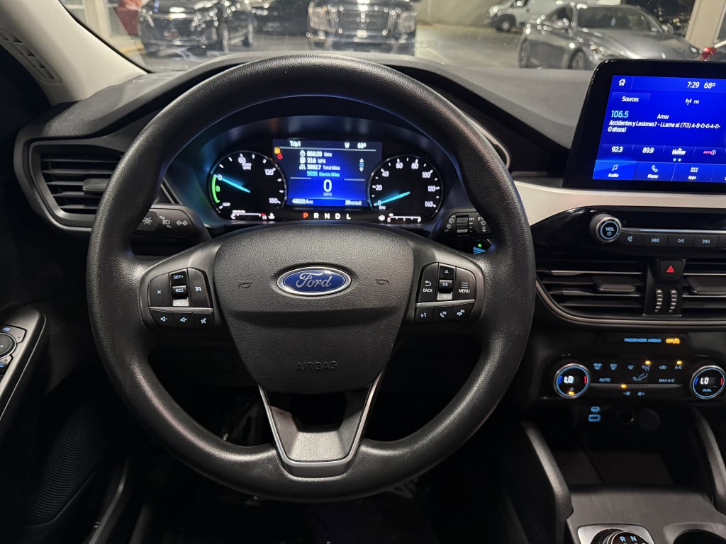 2021 Ford Escape Image 14