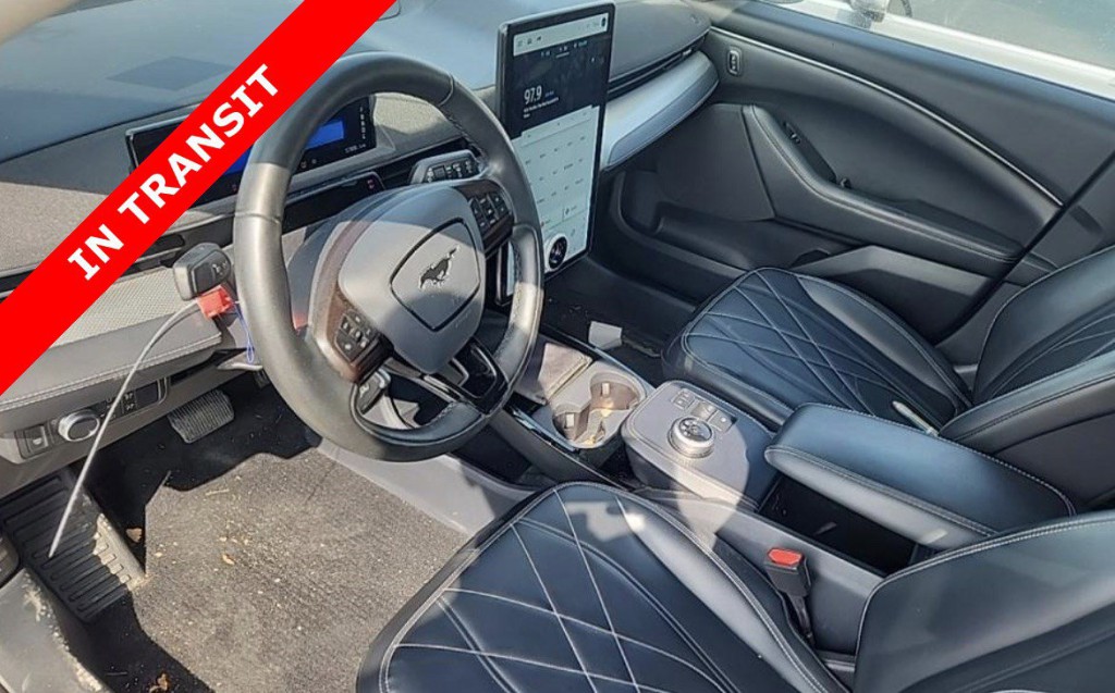 2021 Ford Mustang Image 8