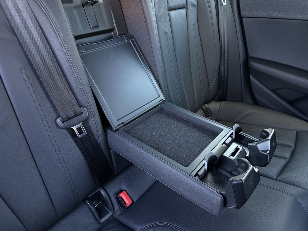 2018 Audi A4 Image 32