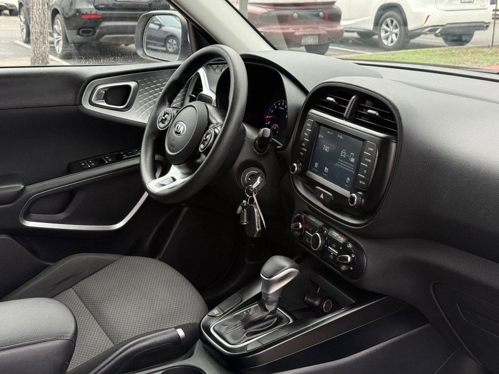 2020 Kia Soul Image 13