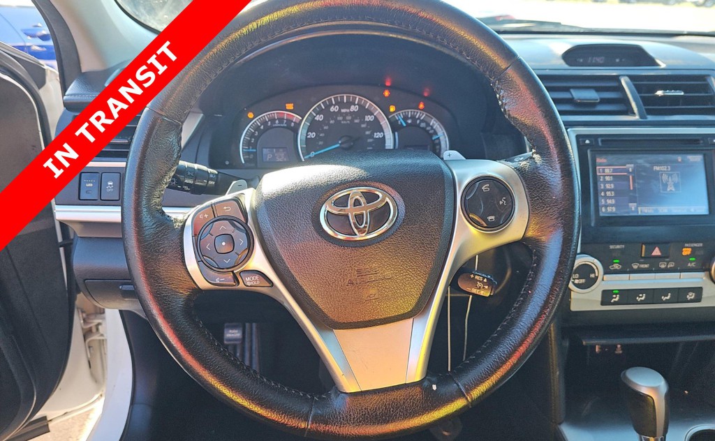 2014 Toyota Camry Image 8