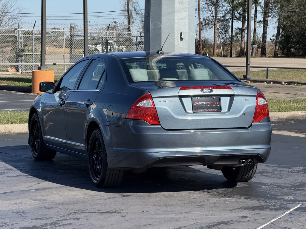 2011 Ford Fusion Image 9