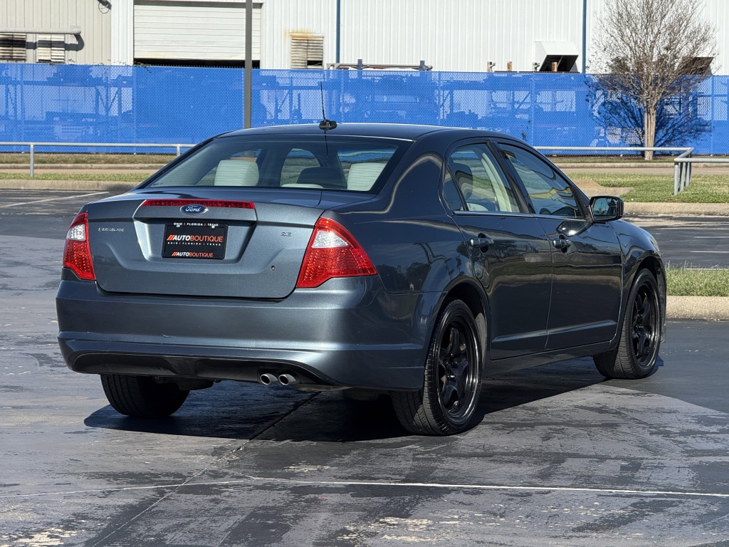 2011 Ford Fusion Image 10