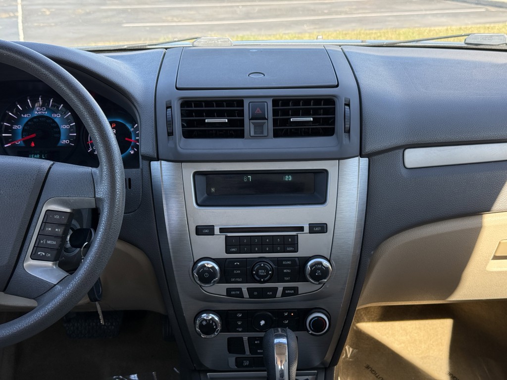 2011 Ford Fusion Image 19