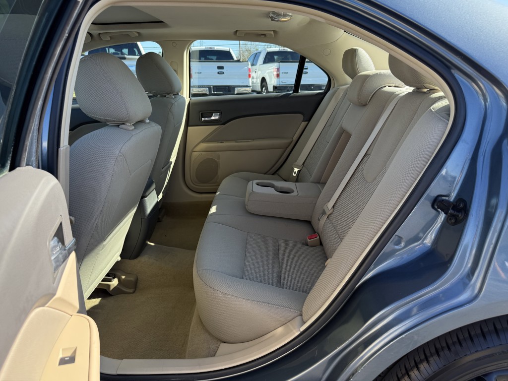 2011 Ford Fusion Image 29