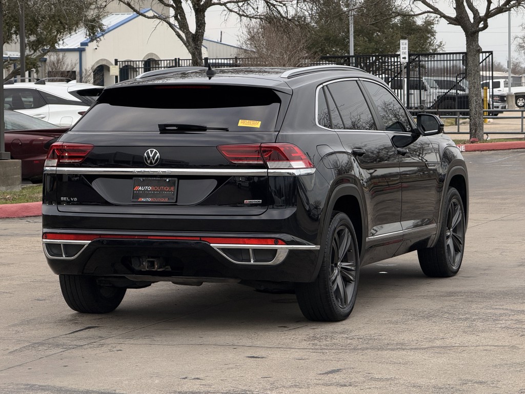 2022 Volkswagen Atlas Cross Sport Image 11