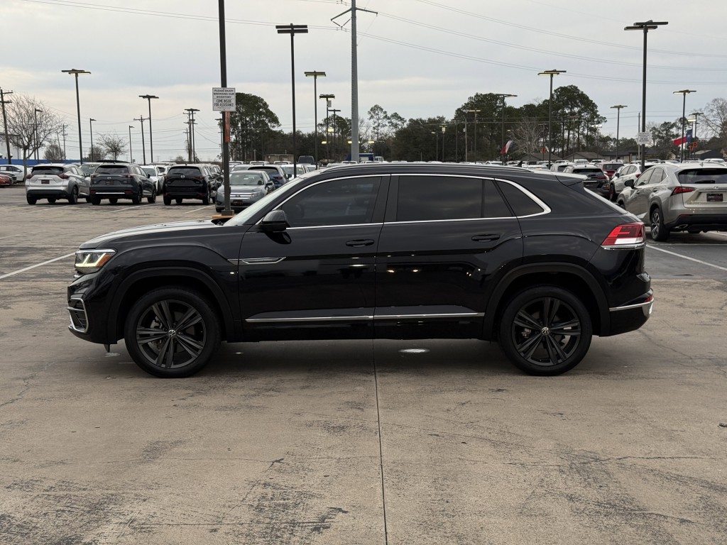 2022 Volkswagen Atlas Cross Sport Image 12