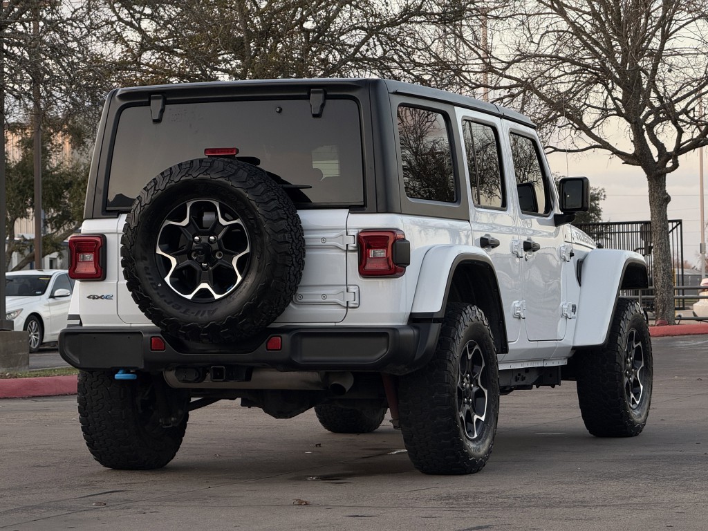 2023 Jeep Wrangler Image 9